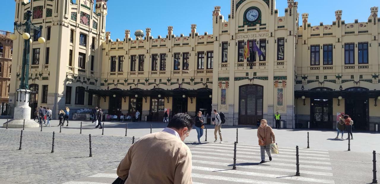 Edificio Tiziano Mercado Central 발렌시아 외부 사진